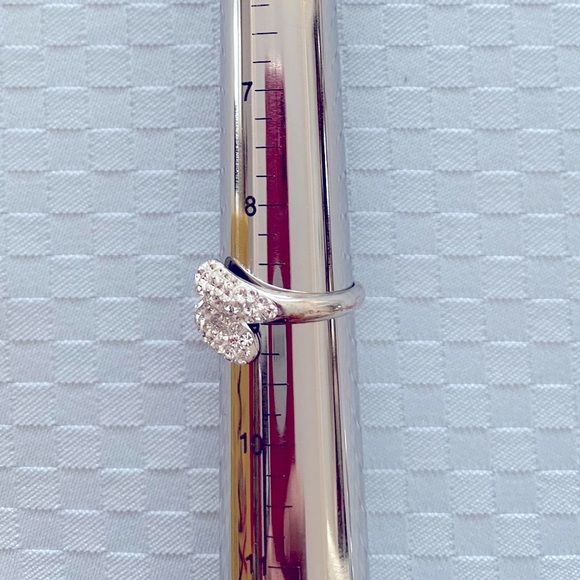 Lovely Rhinestone Ring - Picture 4 of 4